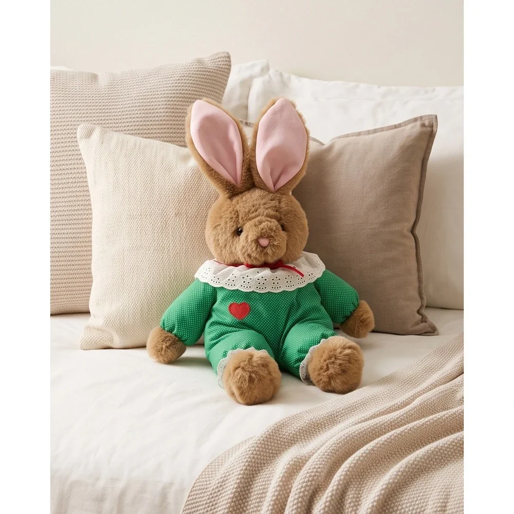 Vintage 1992 Paracutes‎ International Silver Co Bunny Plush Green Polka Dot